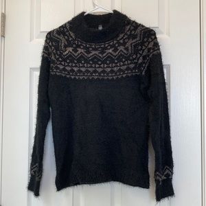 Black, Patterned, Longsleeve Sweater
